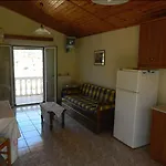 Myrtos Апартаменты