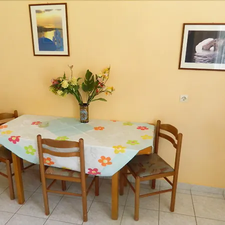 Myrtos Apartmán Divarata