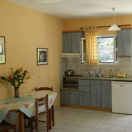 Myrtos Apartament *