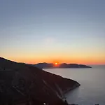 Myrtos Divarata